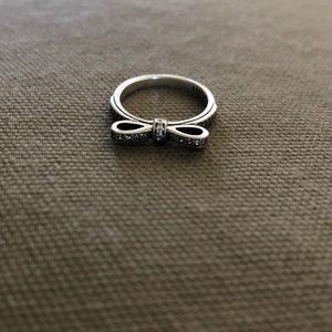 Pandora Classic Bow Ring